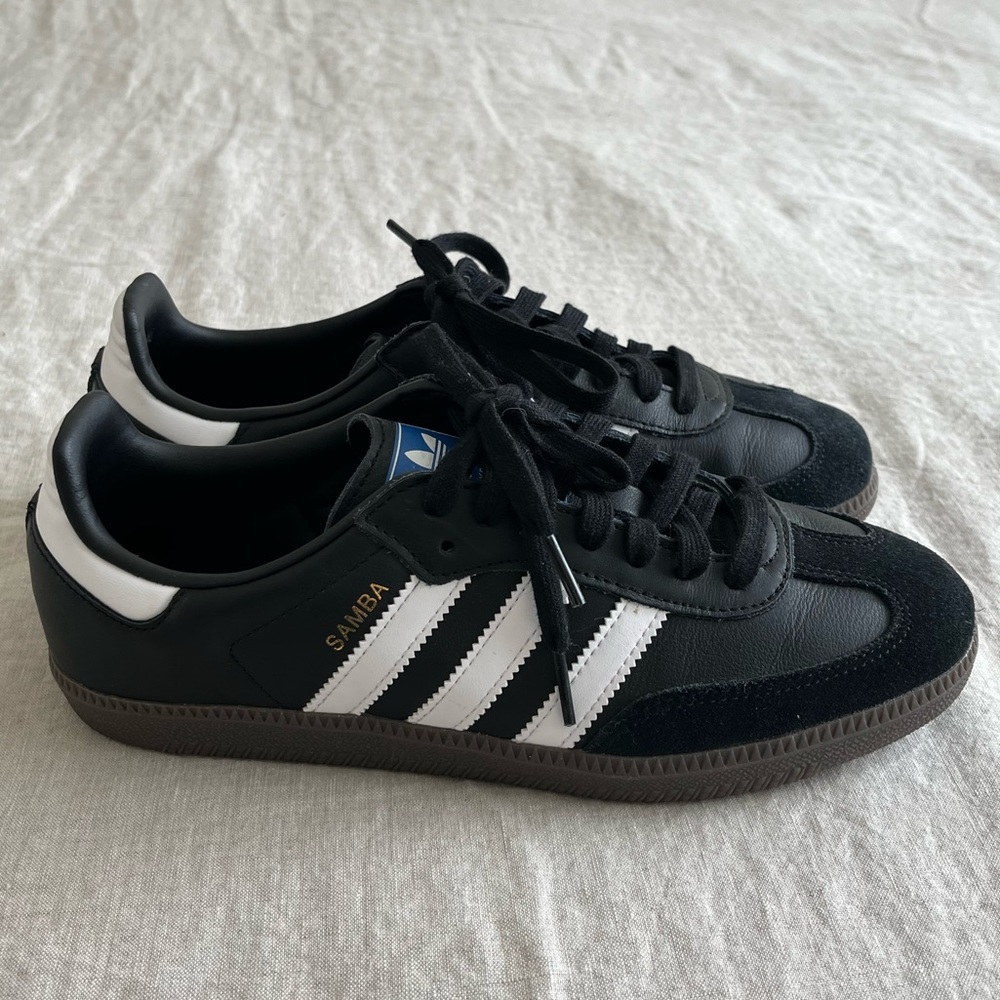 Adidas og sambas mens size 8